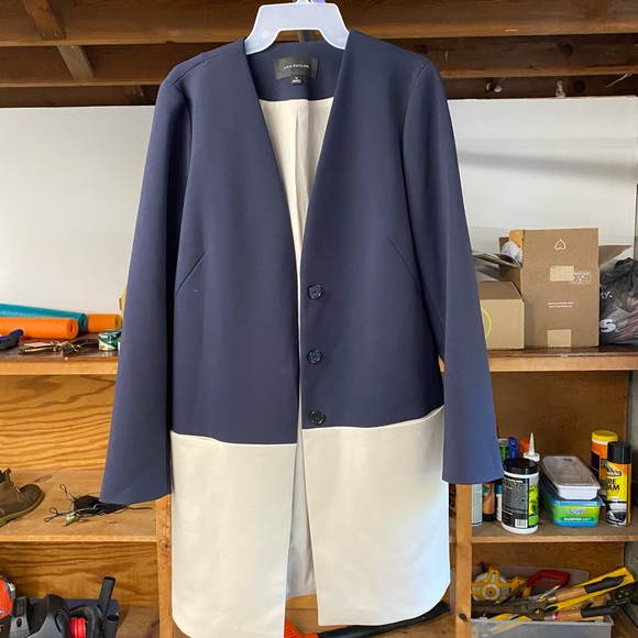 [Ann Taylor] Two toned coat - Picture 2 of 7